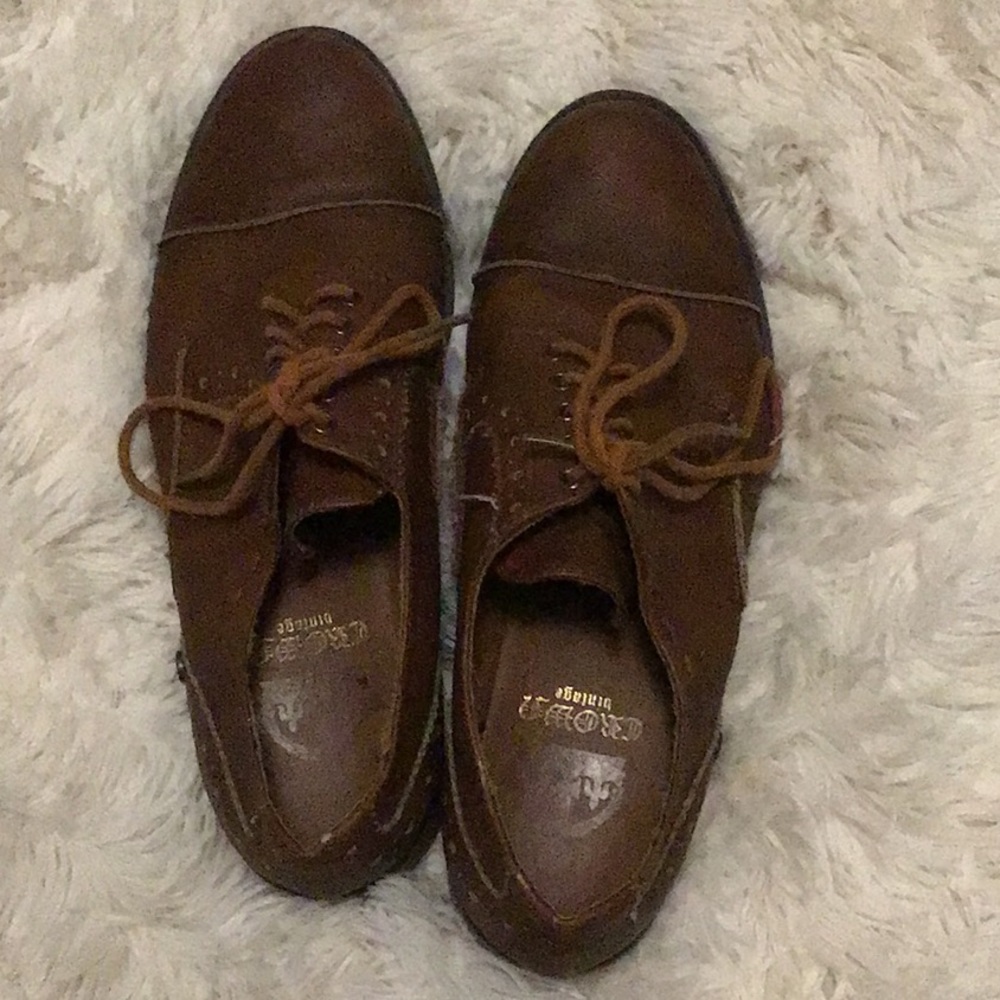 Brown Oxford Style Shoes